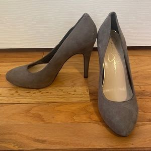 Jessica Simpson Gray Suede Pumps